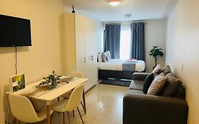 Tranquility Studio With Pool At Umhlanga Dbn